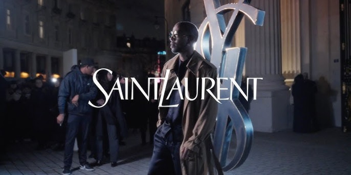 Saint Laurent be a chge to choose the perfect present
