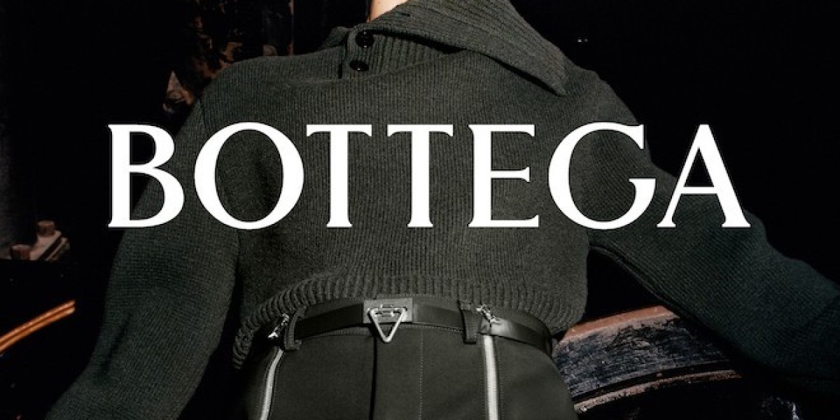 Bottega Veneta a holistic app to design tapping into the art