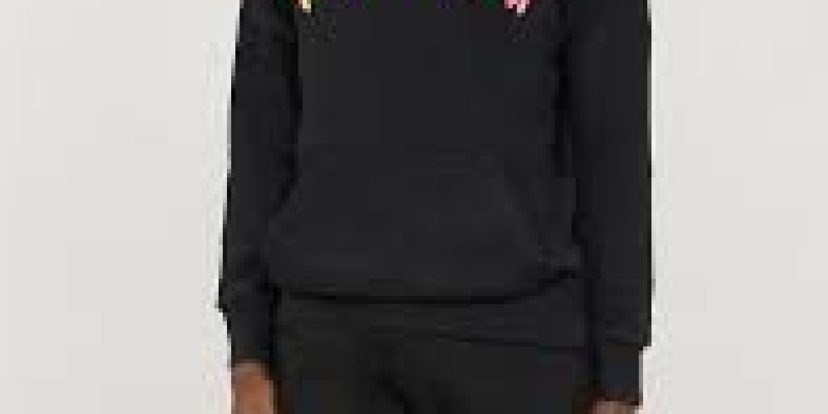 Trapstar Clothing Outfits That Elevate Everyday Urban Style