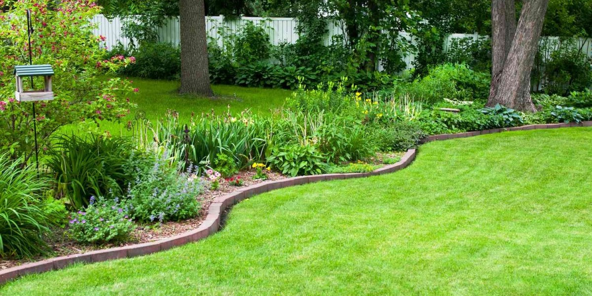 Lawn Edging Houston, TX