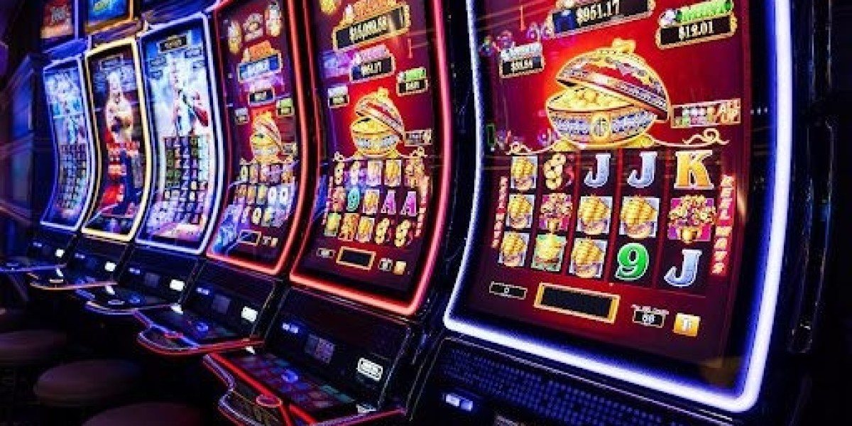 Link Slot as a Structural Gateway in Online Casino Networks