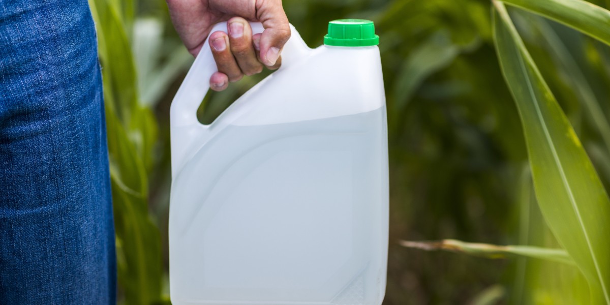 Jerry Cans Market: A Comprehensive Industry