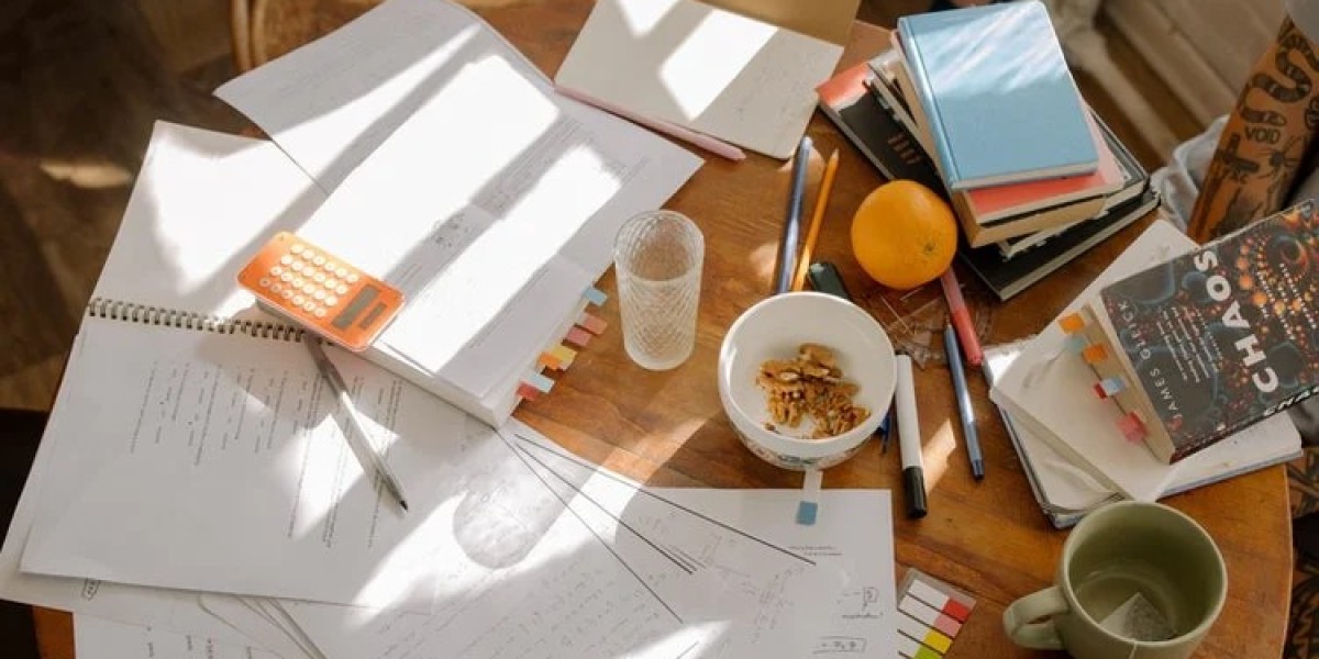 What Types Of Content Can Readers Explore On World Of Articles?