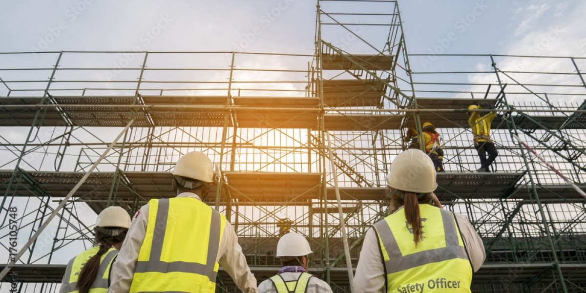 Is access scaffolding required by UK law for construction sites?