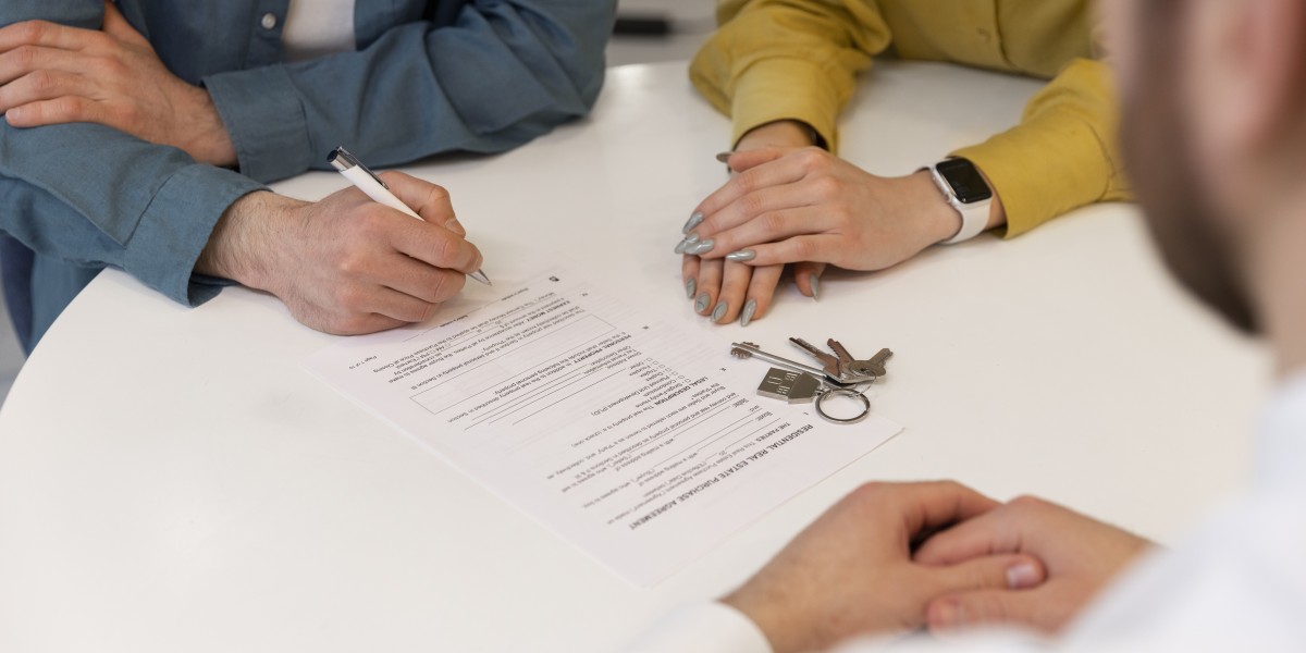 Simplifying Paperwork: How Legal Document Preparation Services in USA Empower Everyday People