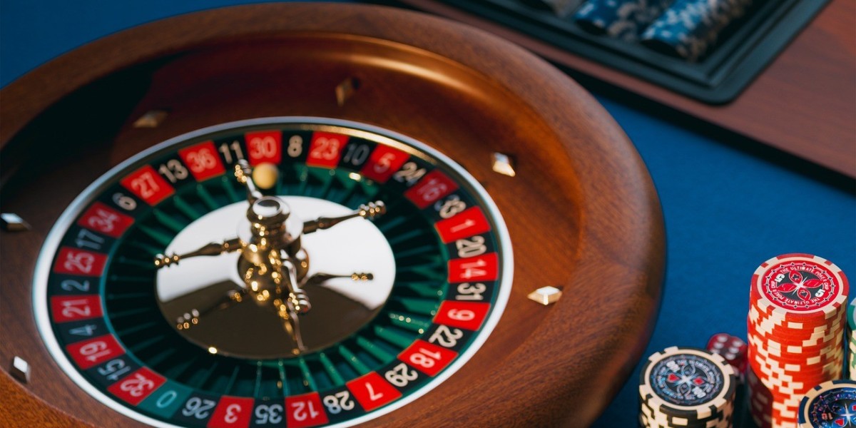 The Impact of Artificial Intelligence on Online Casino Game Design and Player Experience in 2025