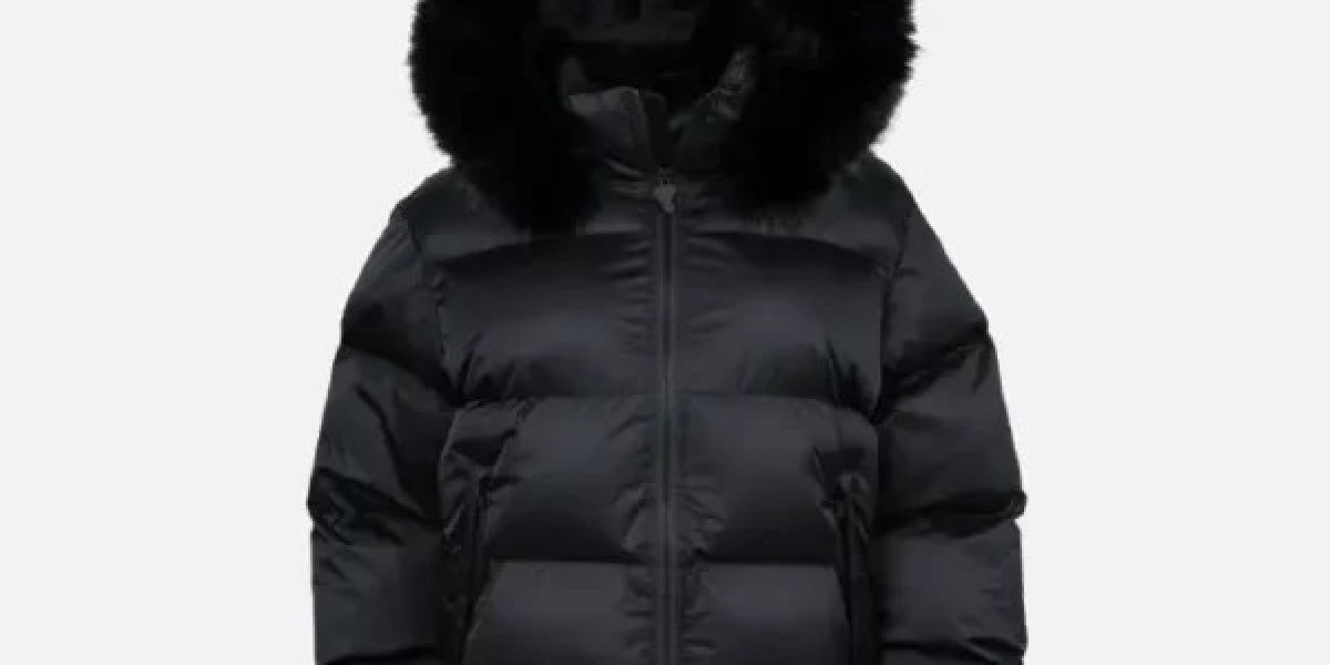 Chaqueta Syna World: el equilibrio perfecto entre estilo urbano y funcionalidad