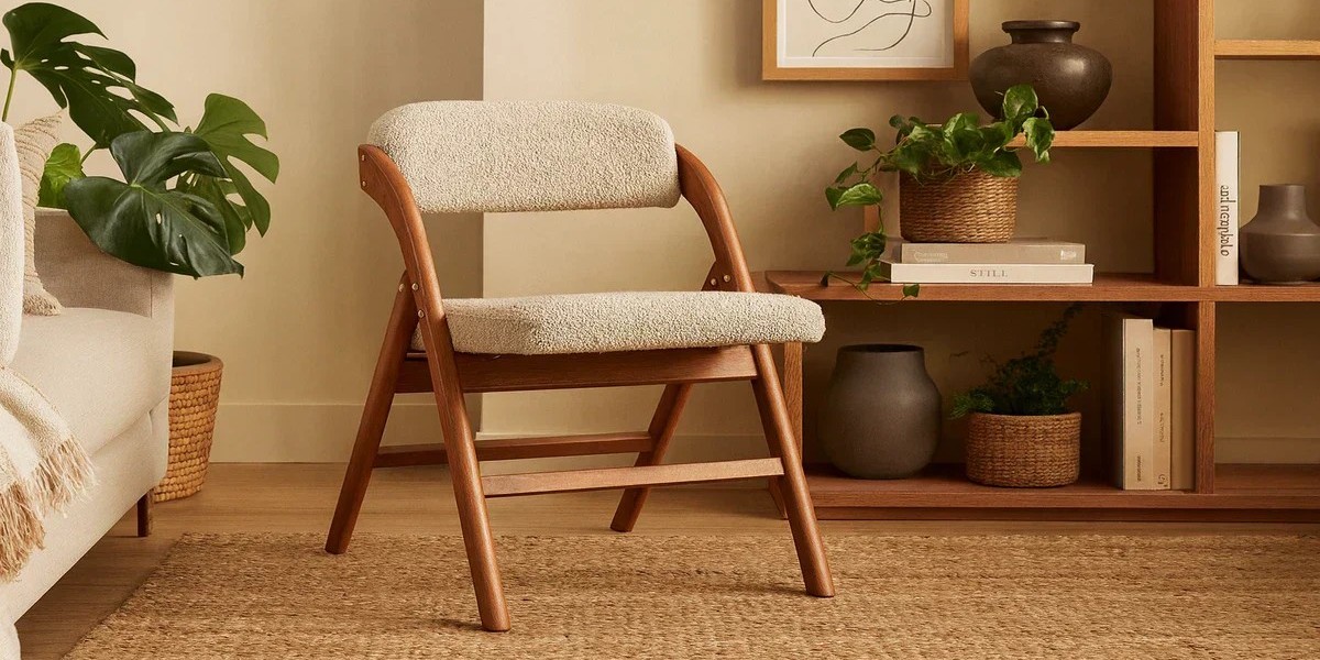 Modern Folding Chairs Stylish Seating for Every Occasion