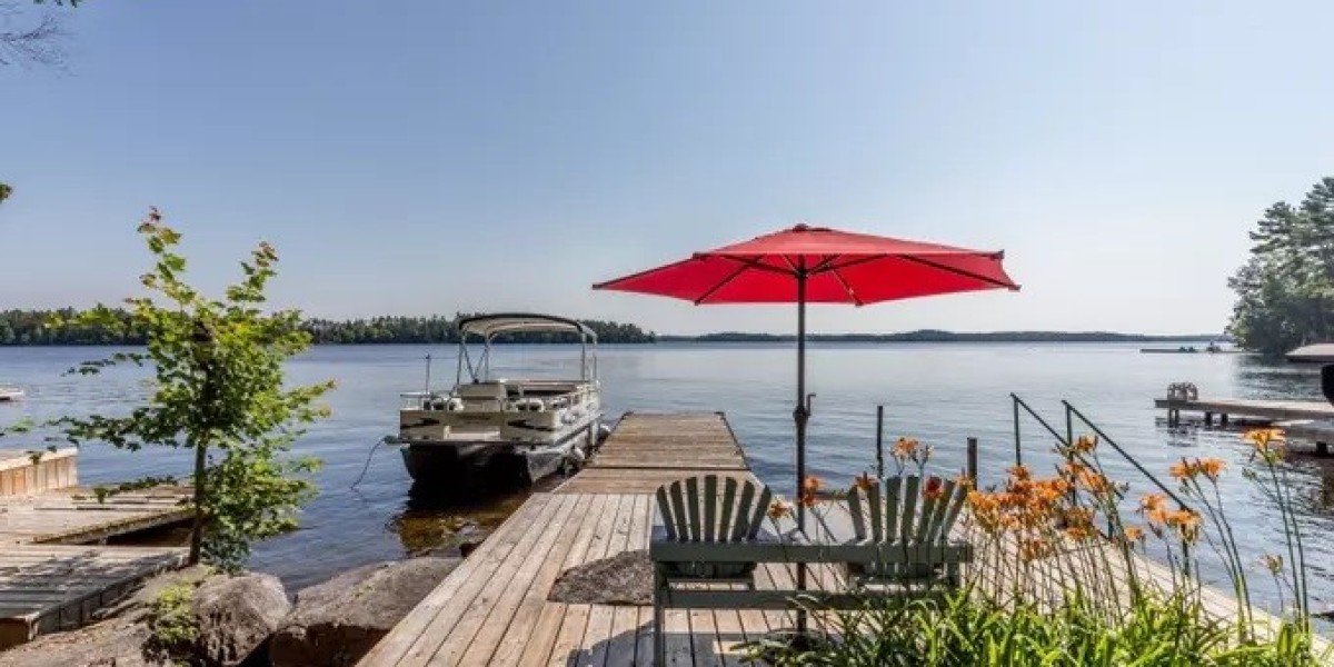 What Features Should You Look for in a Muskoka Luxury Cottage?
