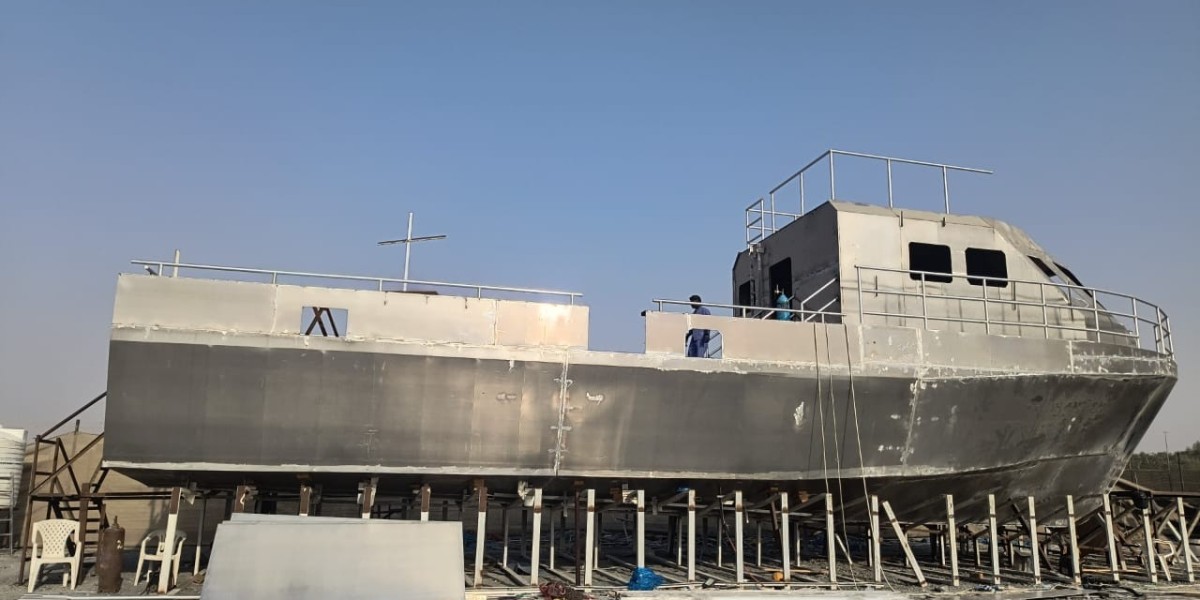 Top Trends Transforming Boat Manufacturing Companies Today