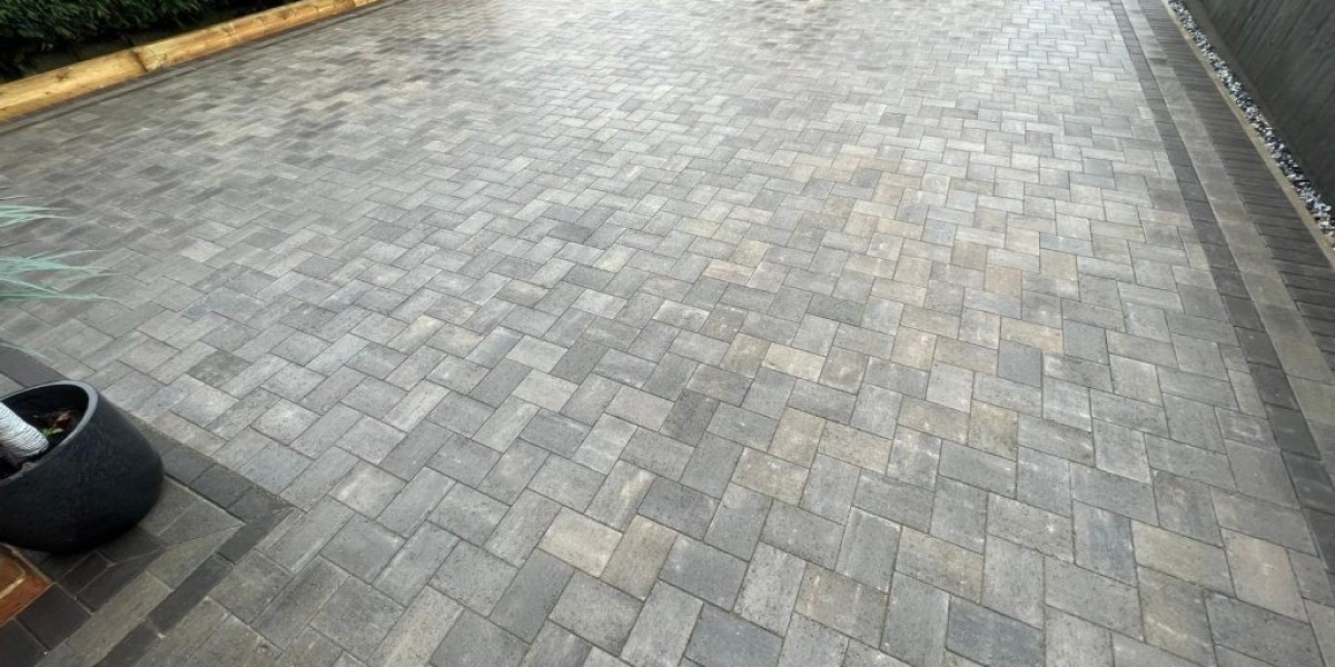 Bournemouth Landscaping Experts for Patios Fencing Planting and More