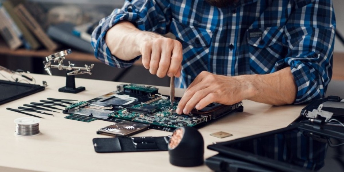 Why Choosing the Right Mac Repair Dubai Service Matters