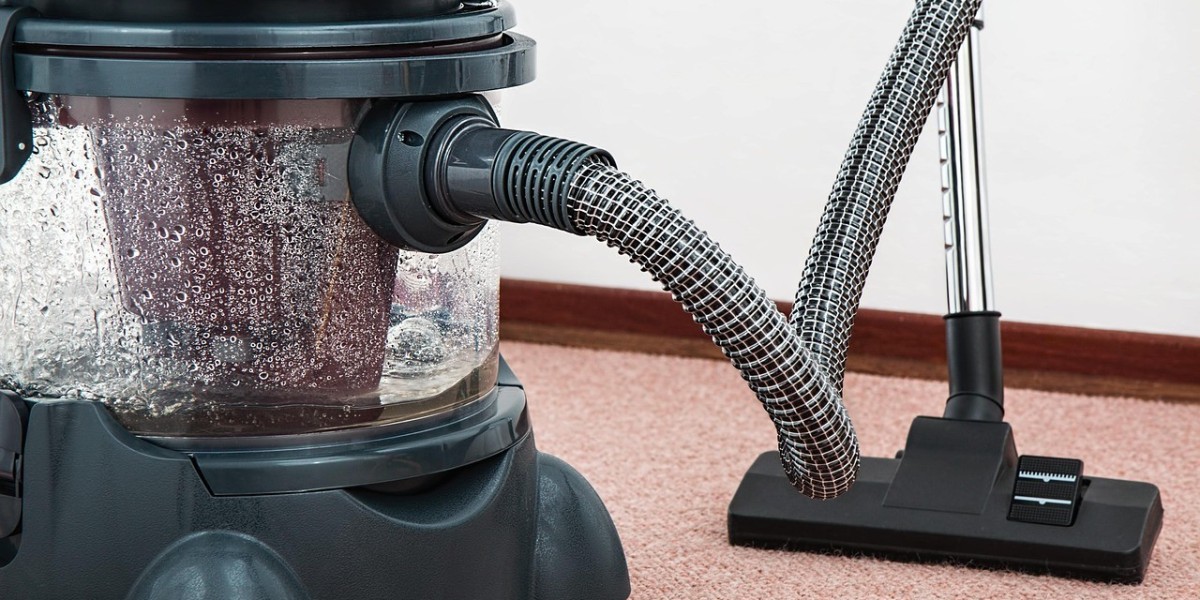 Creating Cleaner Workspaces with Commercial Building Janitorial Services