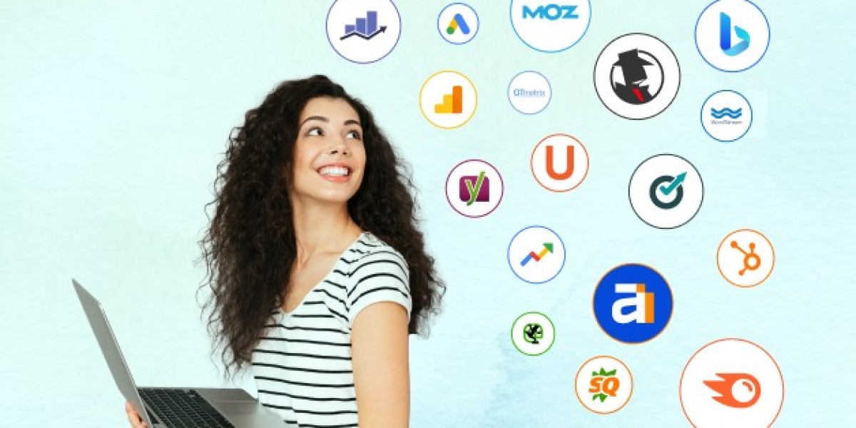 How Do SEM Services Compare to Social Media Ads?