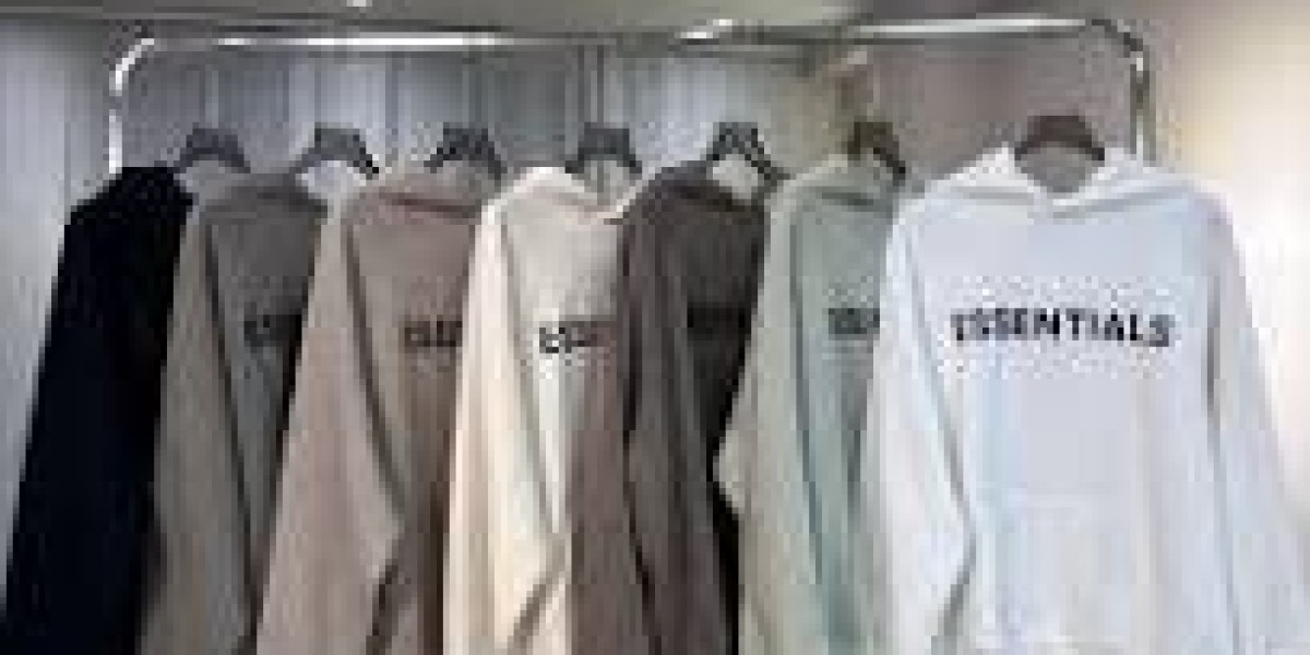 Essentials Hoodie – Cozy, Durable, and Built for Daily Comfort