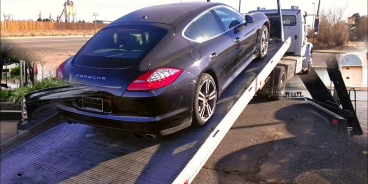 Accident on the Road? Why Calling Car Towing Services Immediately Can Save You Trouble